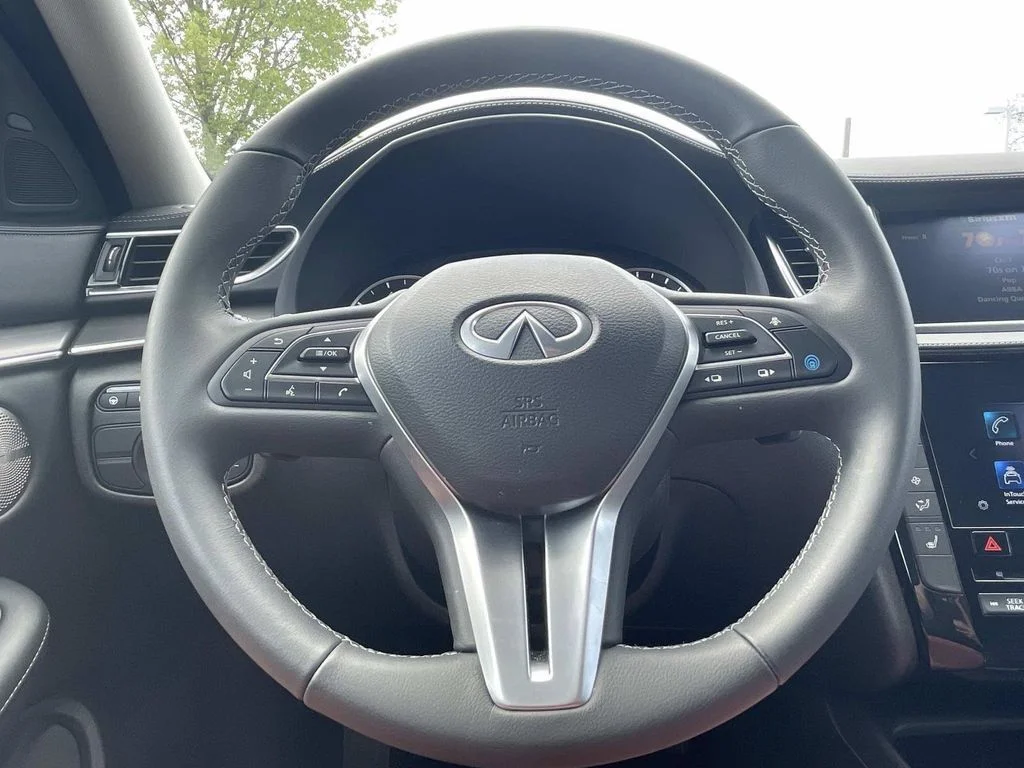 Certified Used 2025 Black INFINITI LUXE image 23