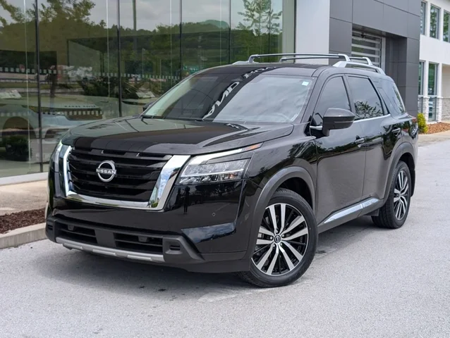 2024 Nissan Pathfinder Platinum
