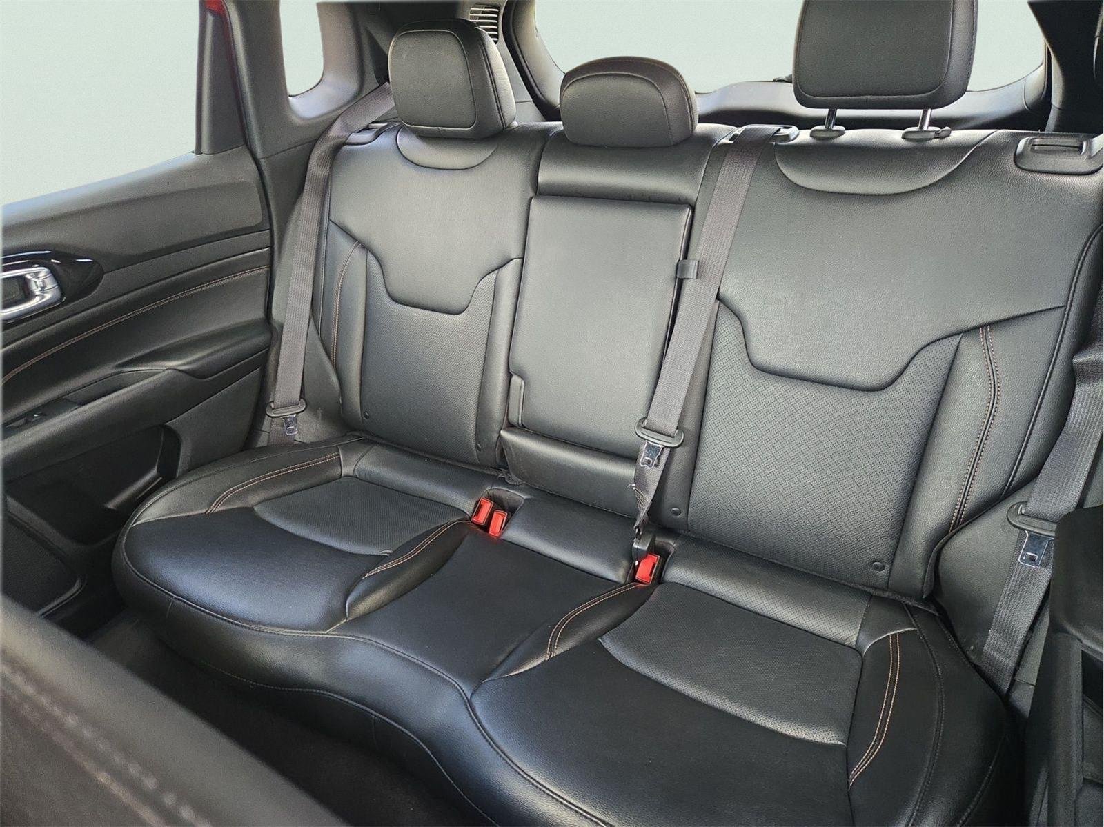 Used 2022 Redline Pearlcoat Jeep (RED) Edition image 24