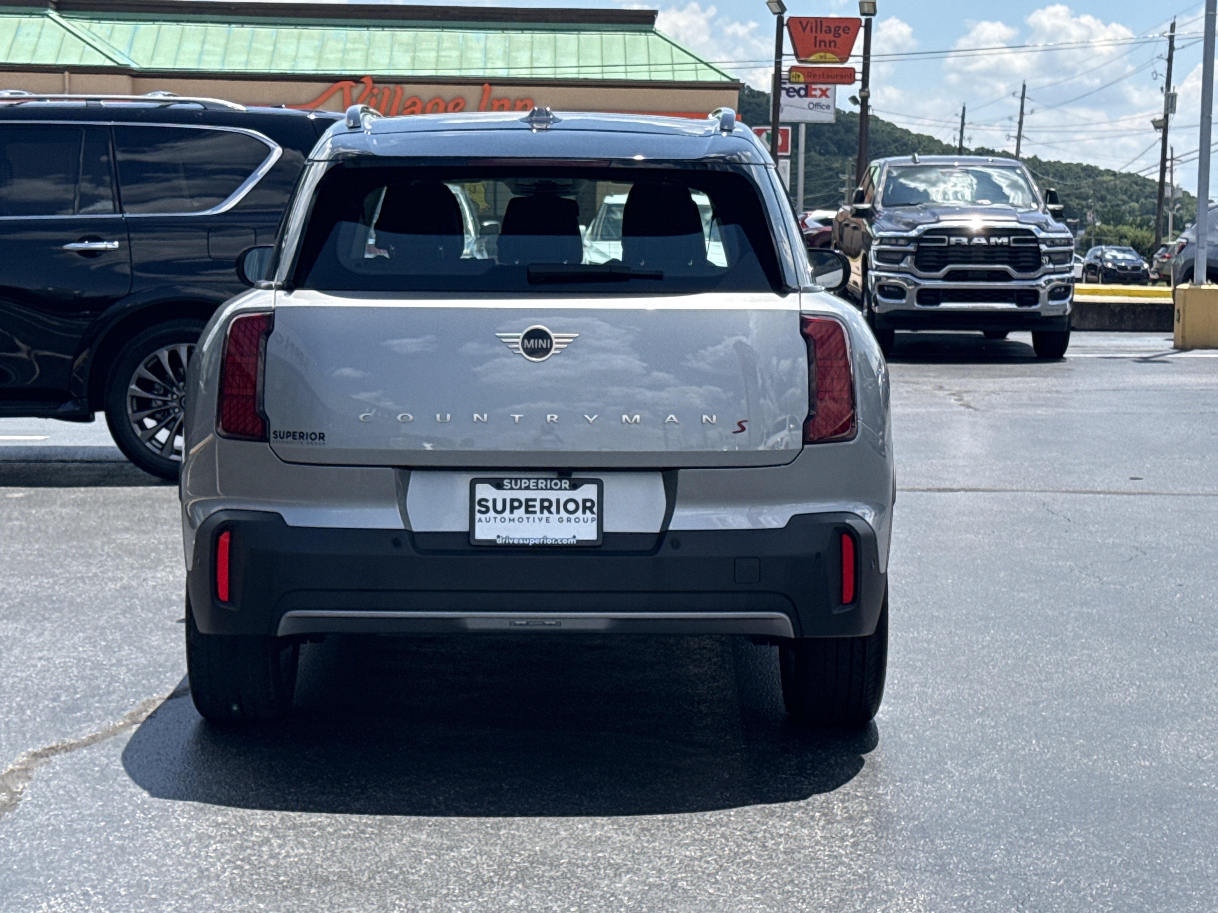 Used 2025 Melting Silver III Metallic MINI S AWD image 4