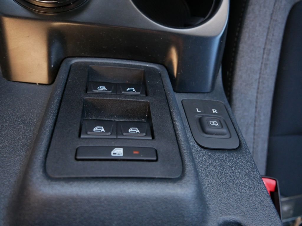 2025 Ford Bronco 4-Door Base - Photo 26