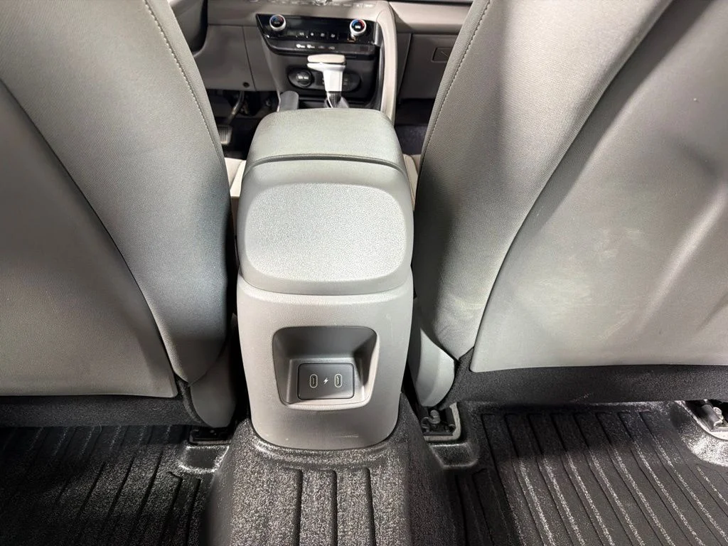 Used 2024 Abyss Black Hyundai SEL image 20