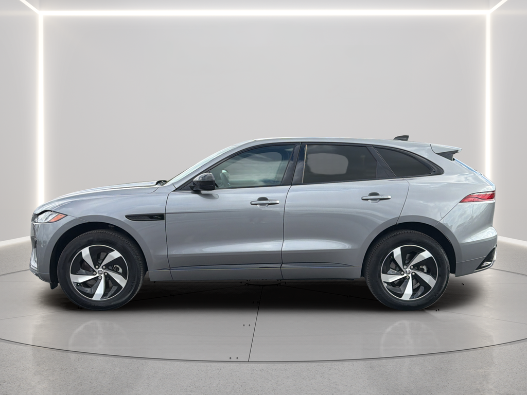 Used 2025  Jaguar P400 R-Dynamic S image 46
