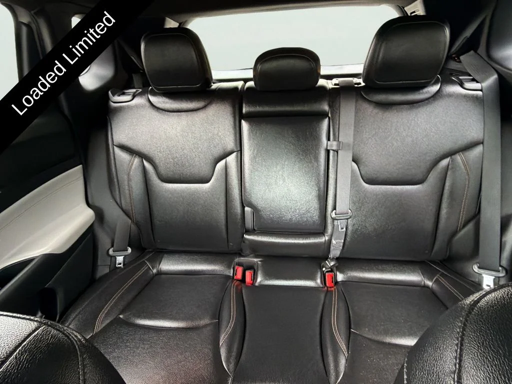 Used 2024 Silver Jeep Limited image 30
