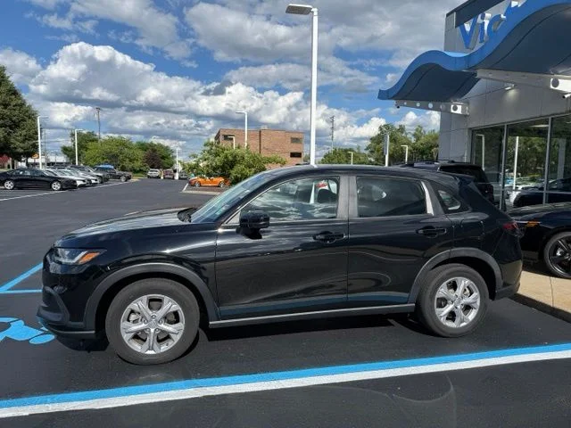 Used 2024 Black Honda LX image 2