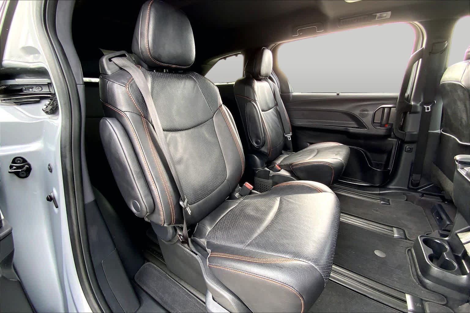 Used 2024 Cement Toyota XSE image 19