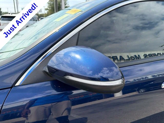 Used 2018 Blue Kia S image 11