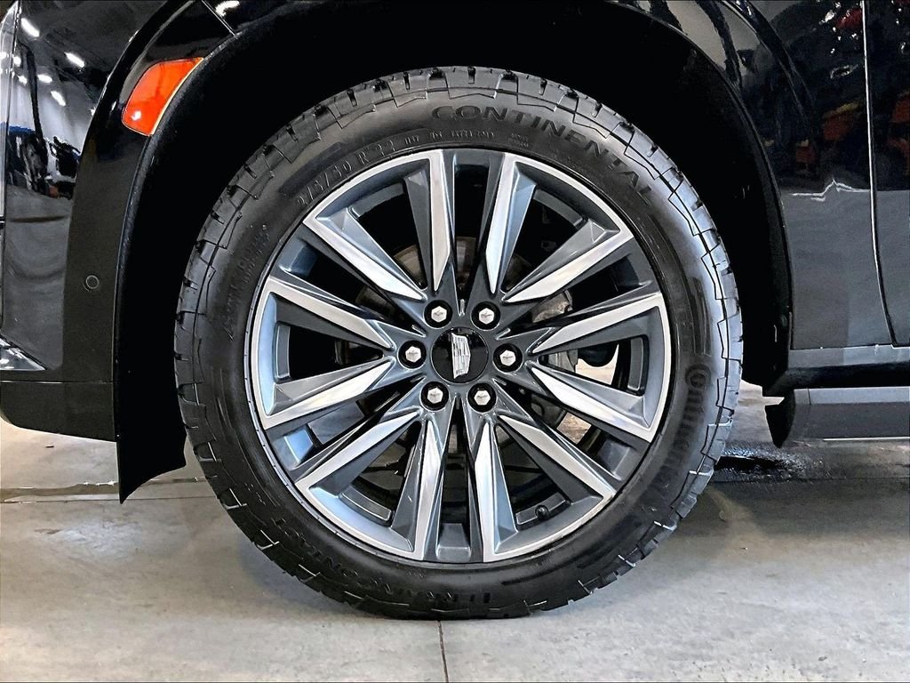 Used 2021 Black Cadillac Sport image 7