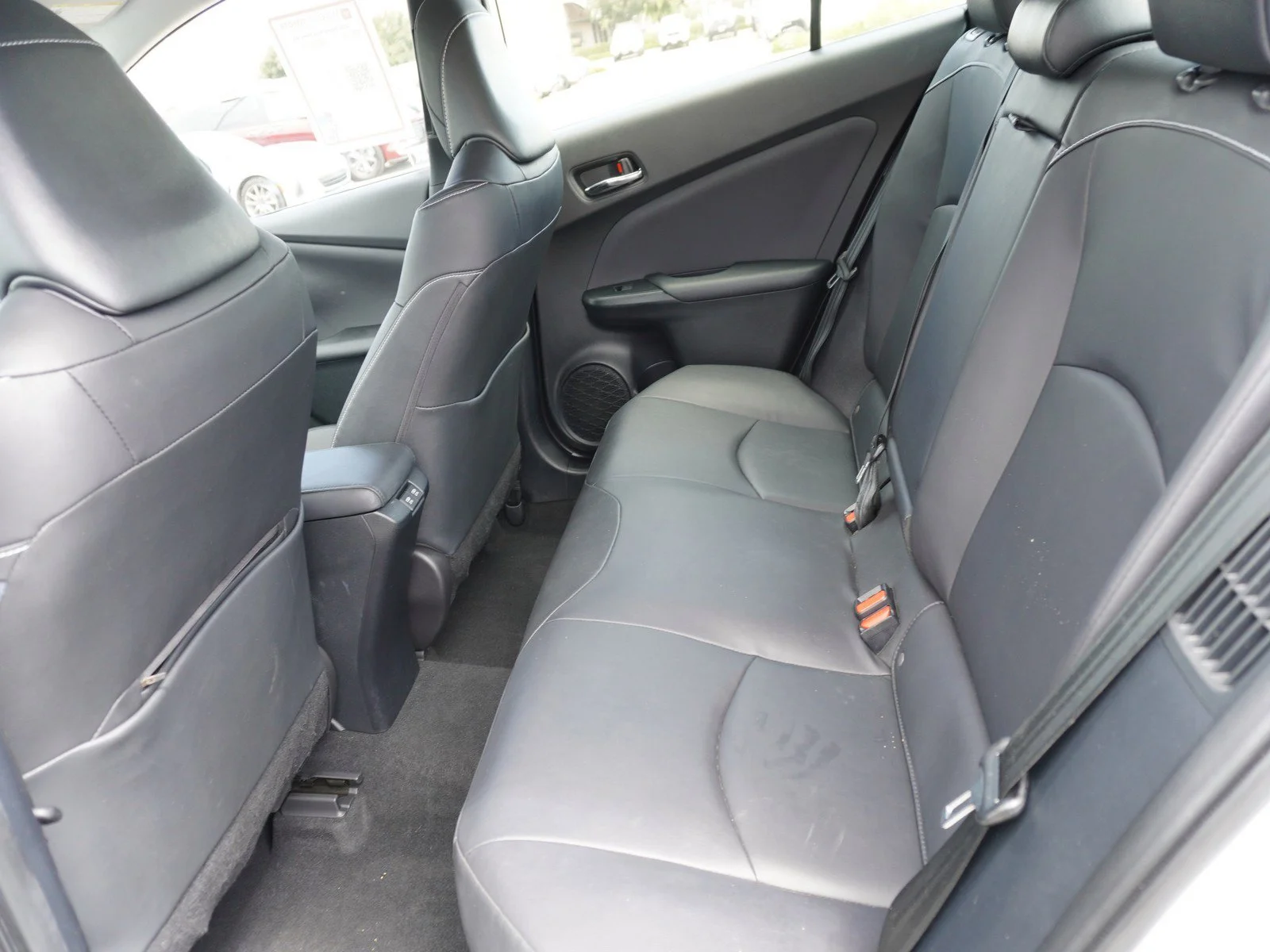 Certified Used 2022 Wind Chill Pearl Toyota XLE image 15
