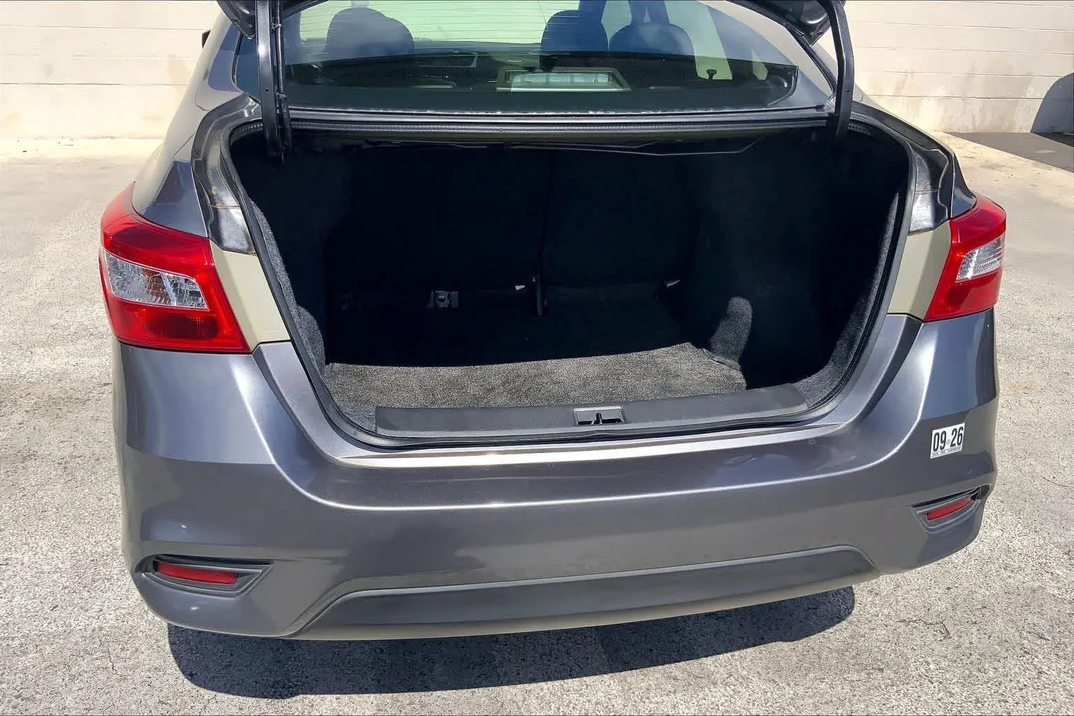 Used 2018 Gray/gray Nissan SV image 18