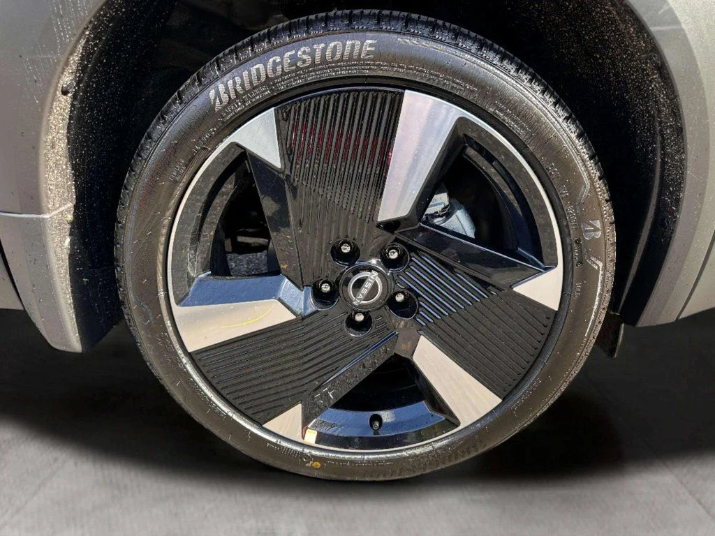 New 2026 Super Black Nissan SR image 10