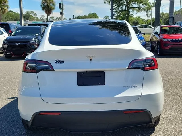 2023 Tesla Model Y Long Range - Photo 12