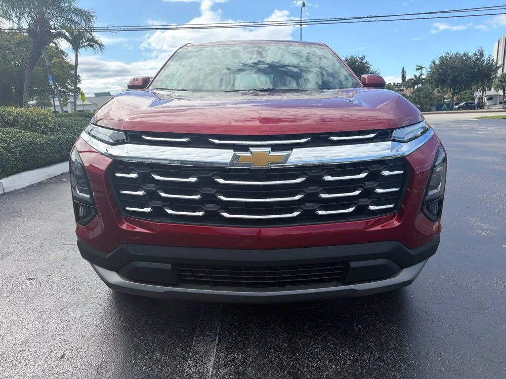 Used 2027 Red Chevrolet LT image 2
