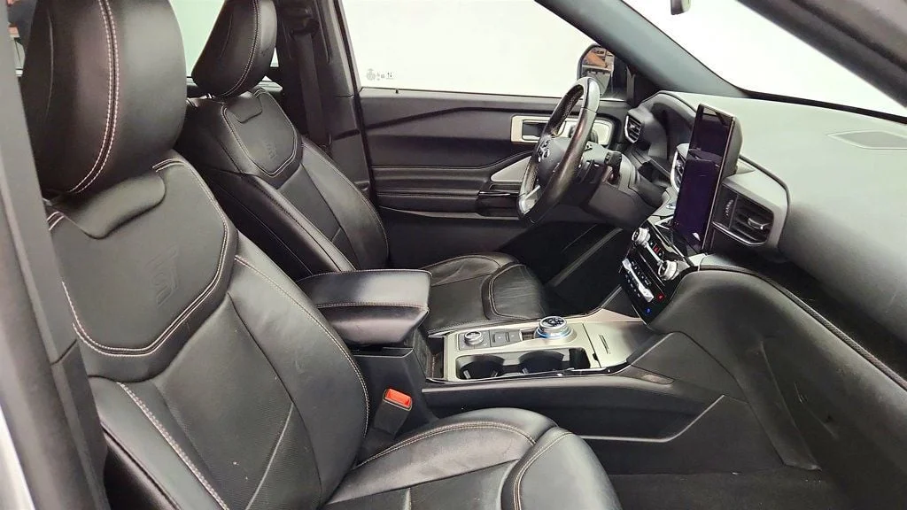 Used 2021 Iconic Silver Metallic Ford ST 4WD w/ ST High-Performance Pack, Moonroof & Premium Tech image 23