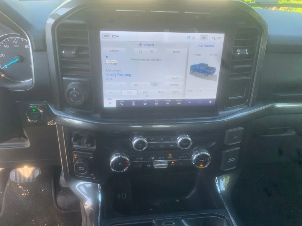 Used 2023 Silver Metallic Ford XLT image 17