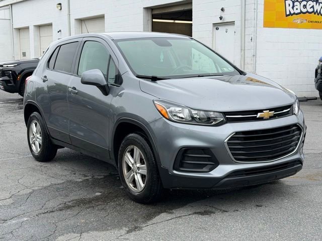 2020 Chevrolet Trax LS AWD's photo