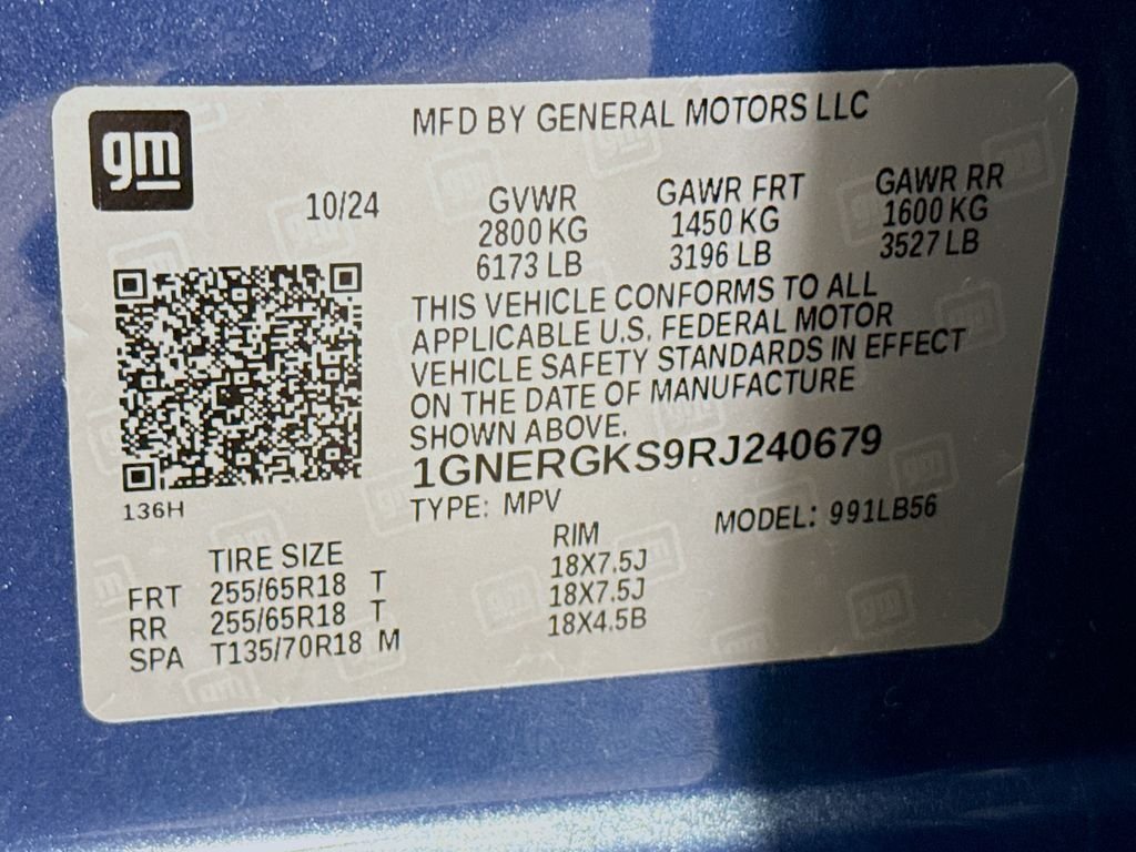 Used 2024 Lakeshore Blue Metallic Chevrolet LT image 32