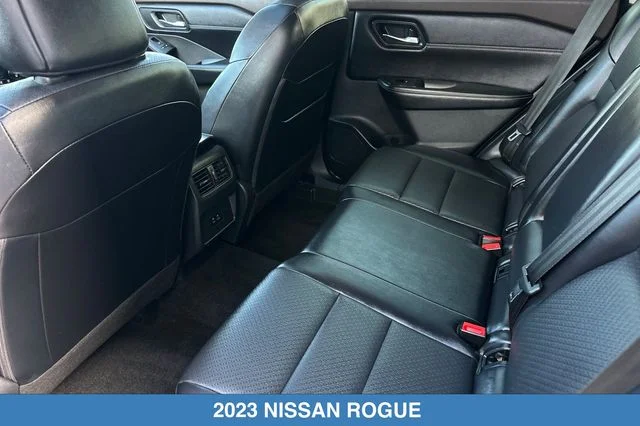Used 2023 Gray Nissan SV image 13