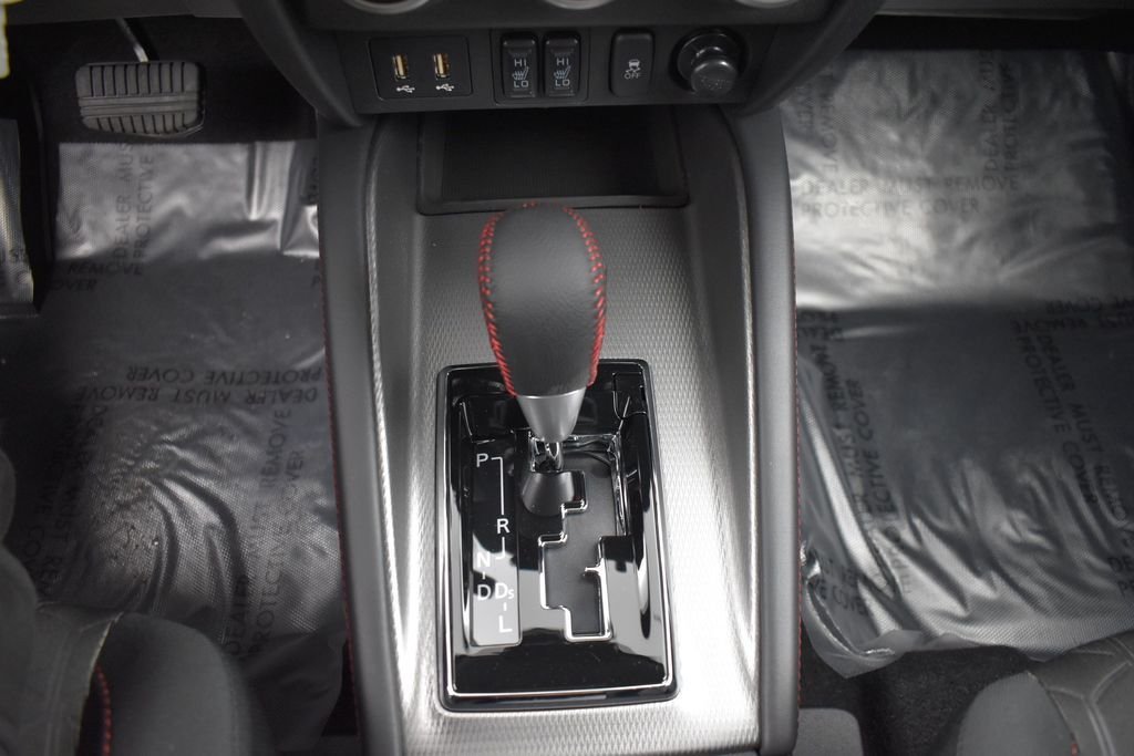 New 2026 Black Mitsubishi 2.0 LE image 9