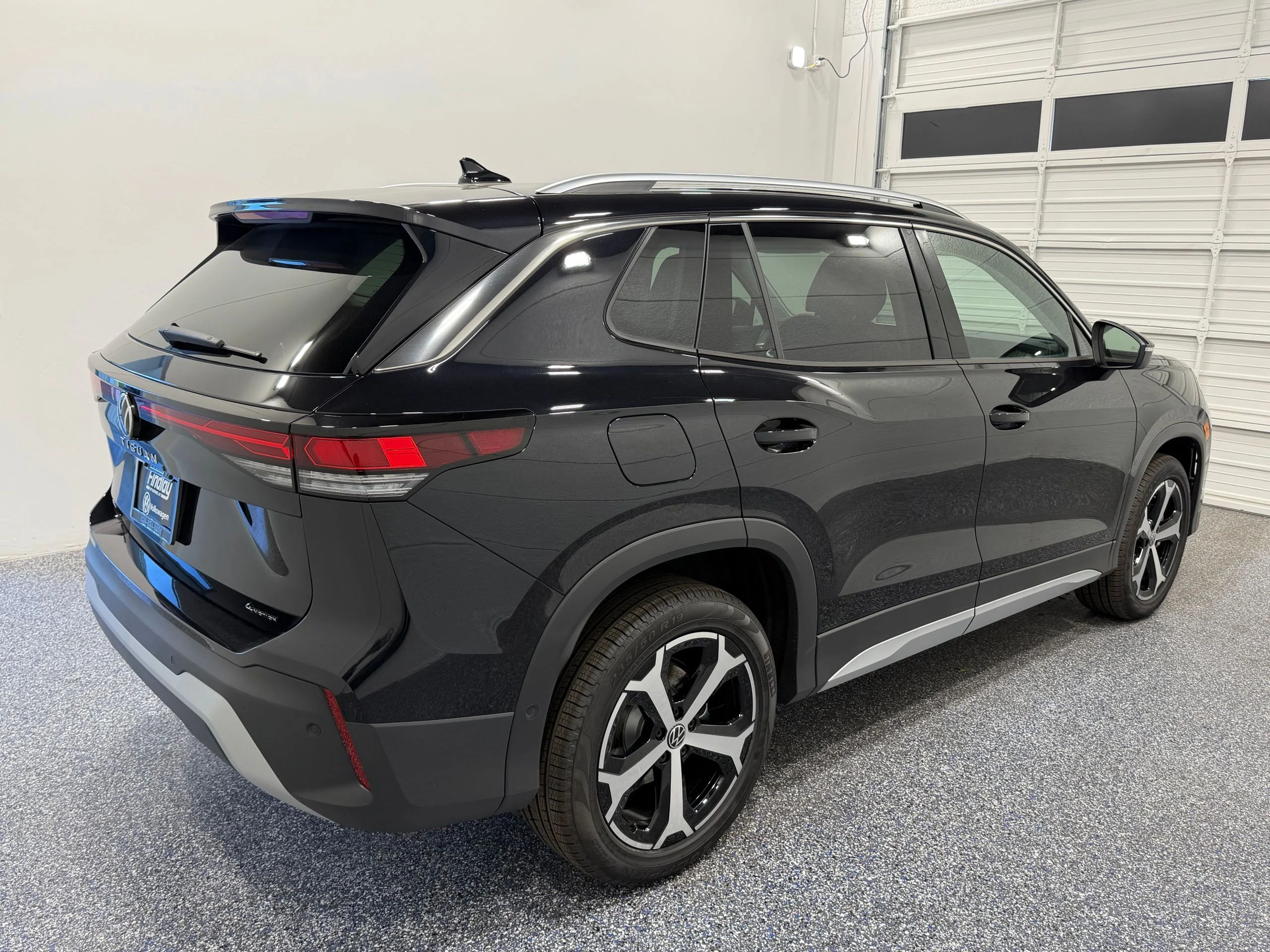 New 2026 Black Volkswagen 2.0T SE image 6