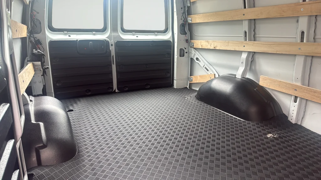Used 2025 White GMC Work Van image 21