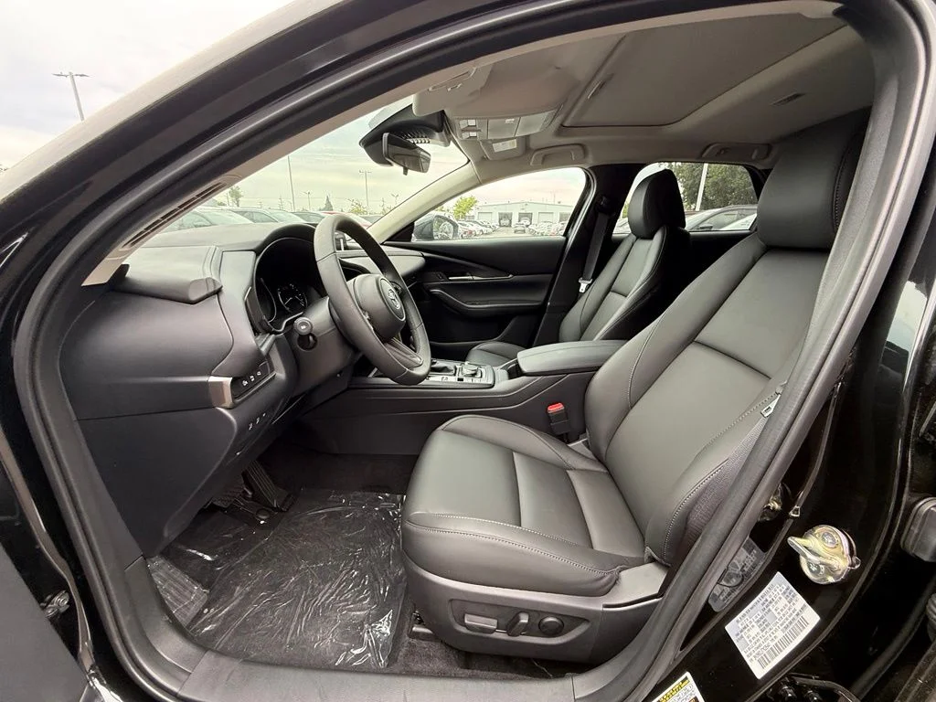 New 2026 Jet Black Mica Mazda 2.5 S Preferred AWD image 13
