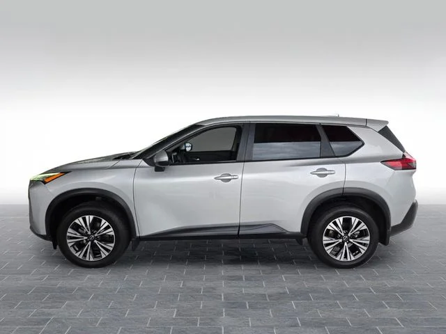 Used 2023 Silver Nissan SV image 4