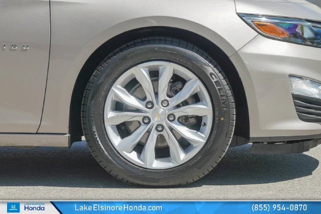 Used 2023 Mineral Gray Metallic Chevrolet LT image 7