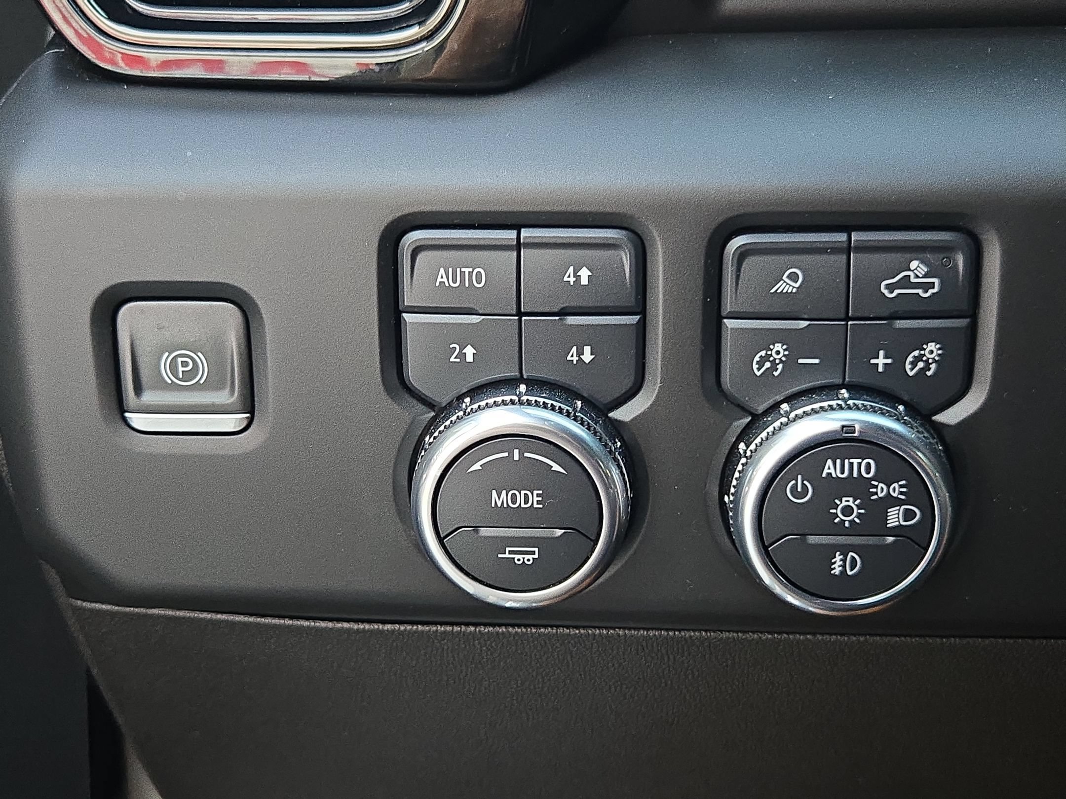 Used 2022 Desert Sand Metallic GMC AT4 image 26