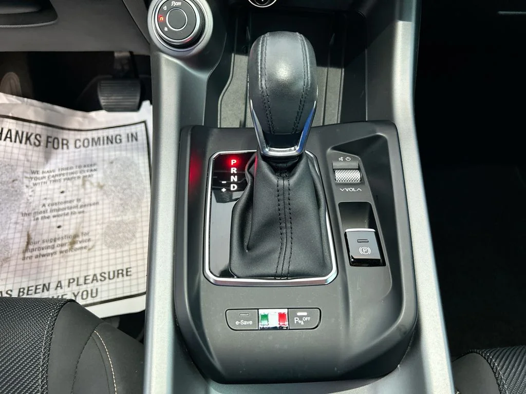 Used 2024 White Alfa Romeo Ti image 19