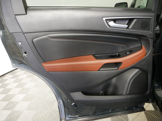 Used 2015 Guard Metallic Ford Titanium image 12