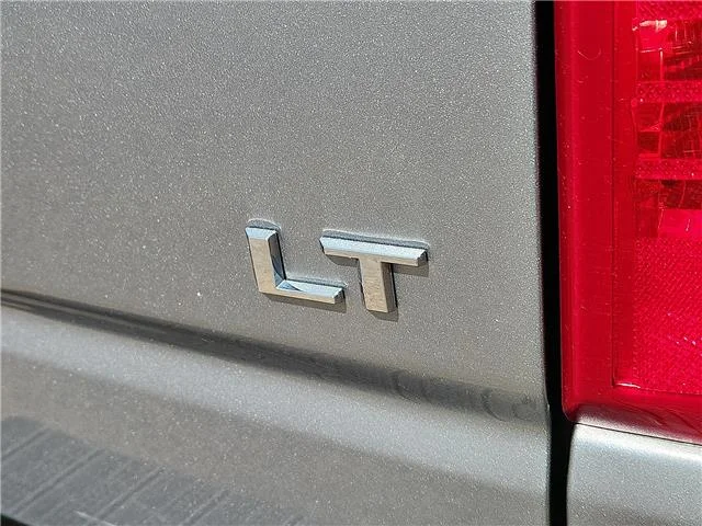 Used 2025 Gray Chevrolet LT image 9