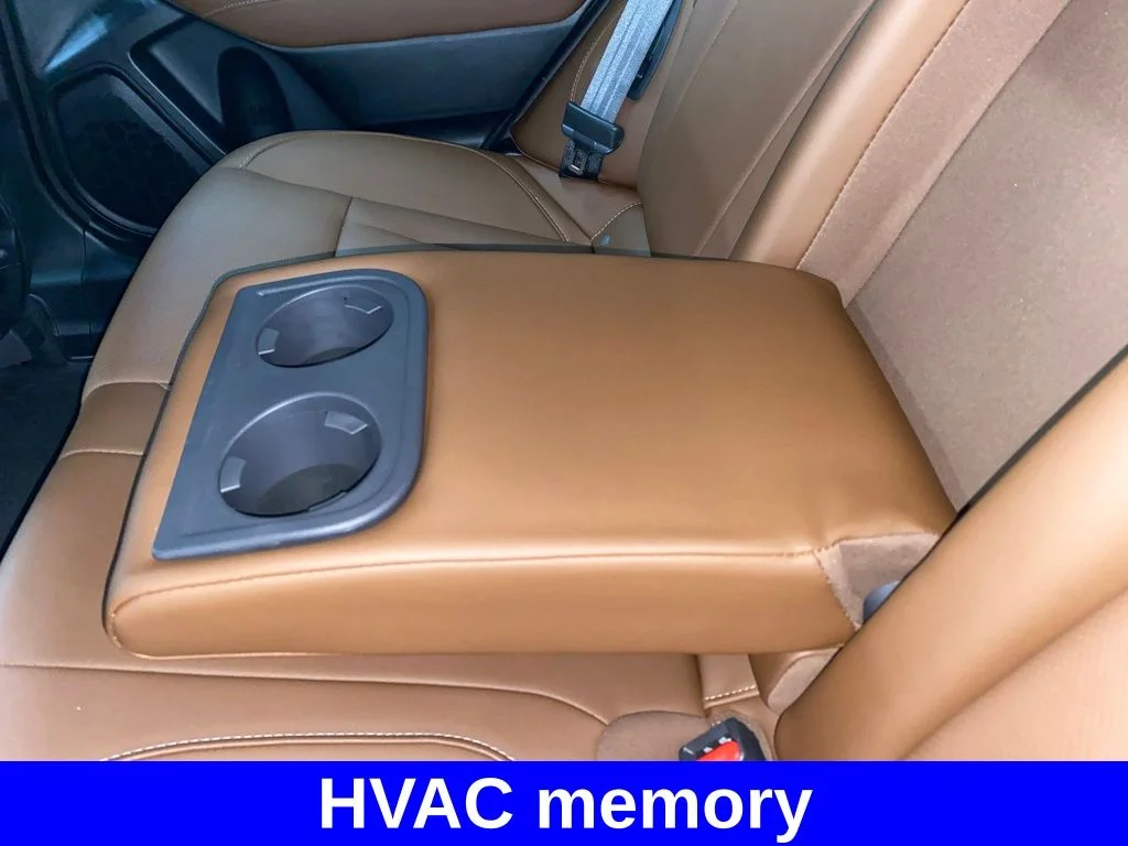 Used 2025 White Subaru Touring XT image 19