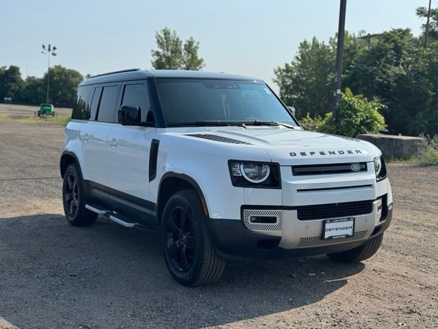 Used 2023 White Land Rover S image 7