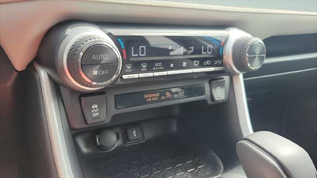 Certified Used 2021 BLUE FLAME Toyota  image 19