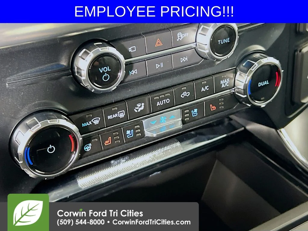 New 2026 Star White Metallic Tri-Coat Ford Lariat image 9