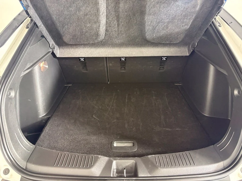 Used 2026 White Buick Preferred image 18