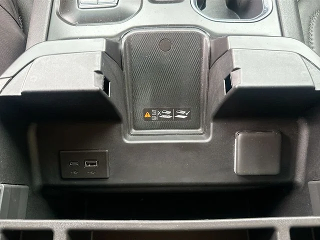 Used 2025 Gray GMC Denali image 18