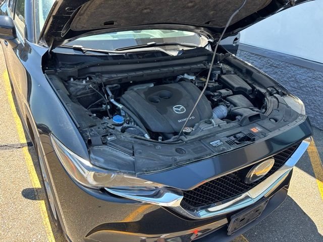 Used 2020 Black Mazda Grand Touring image 18