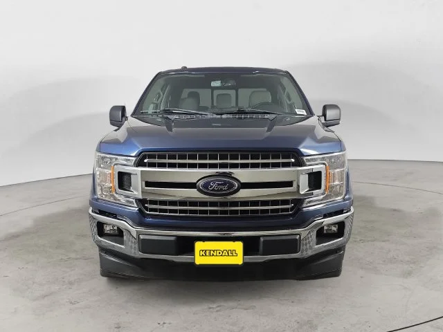 Used 2018 Blue Ford XLT image 2