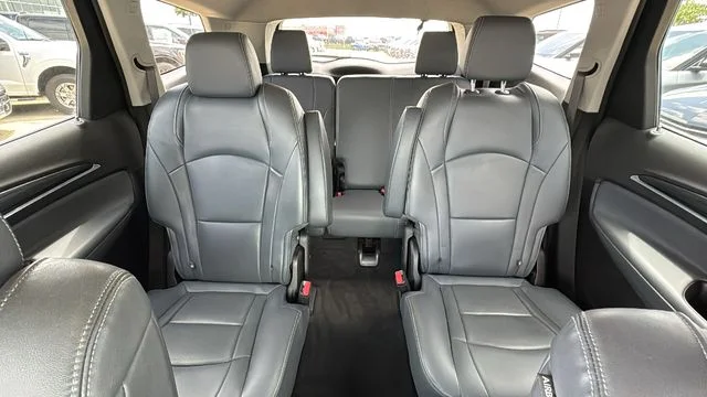 Used 2019 Gray Buick Essence image 29