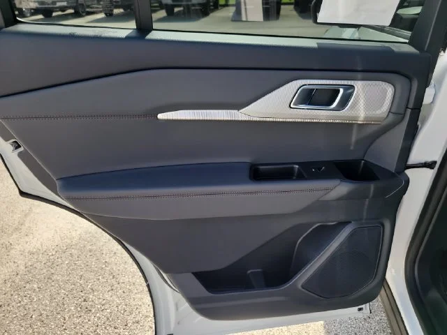 New 2027 White Metallic Ford Active image 12