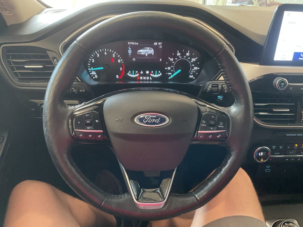 Used 2021 Blue Ford SE image 21