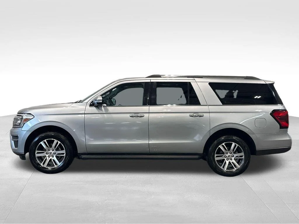 Used 2024 Iconic Silver Ford Limited image 4