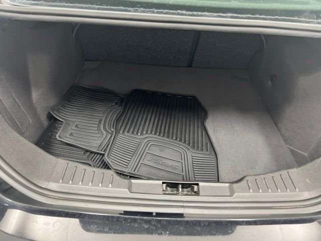 Used 2017 Black Ford SE image 9