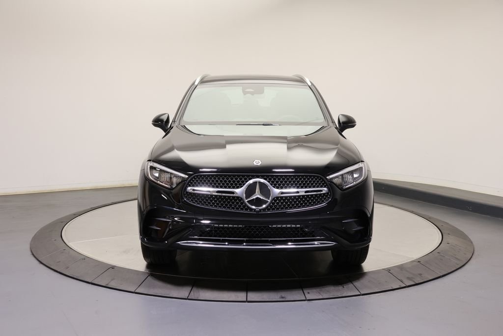 New 2026 Black Mercedes-Benz GLC 300 image 2