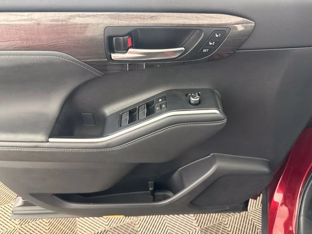 Used 2024 Red Toyota Platinum image 22