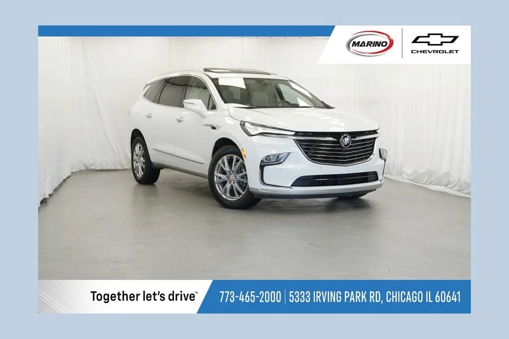 2023 Buick Enclave Essence AWD's photo