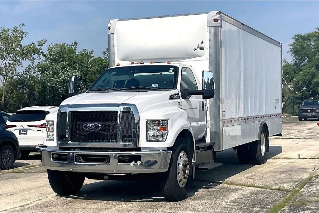 Used 2018 White Ford Base image 11