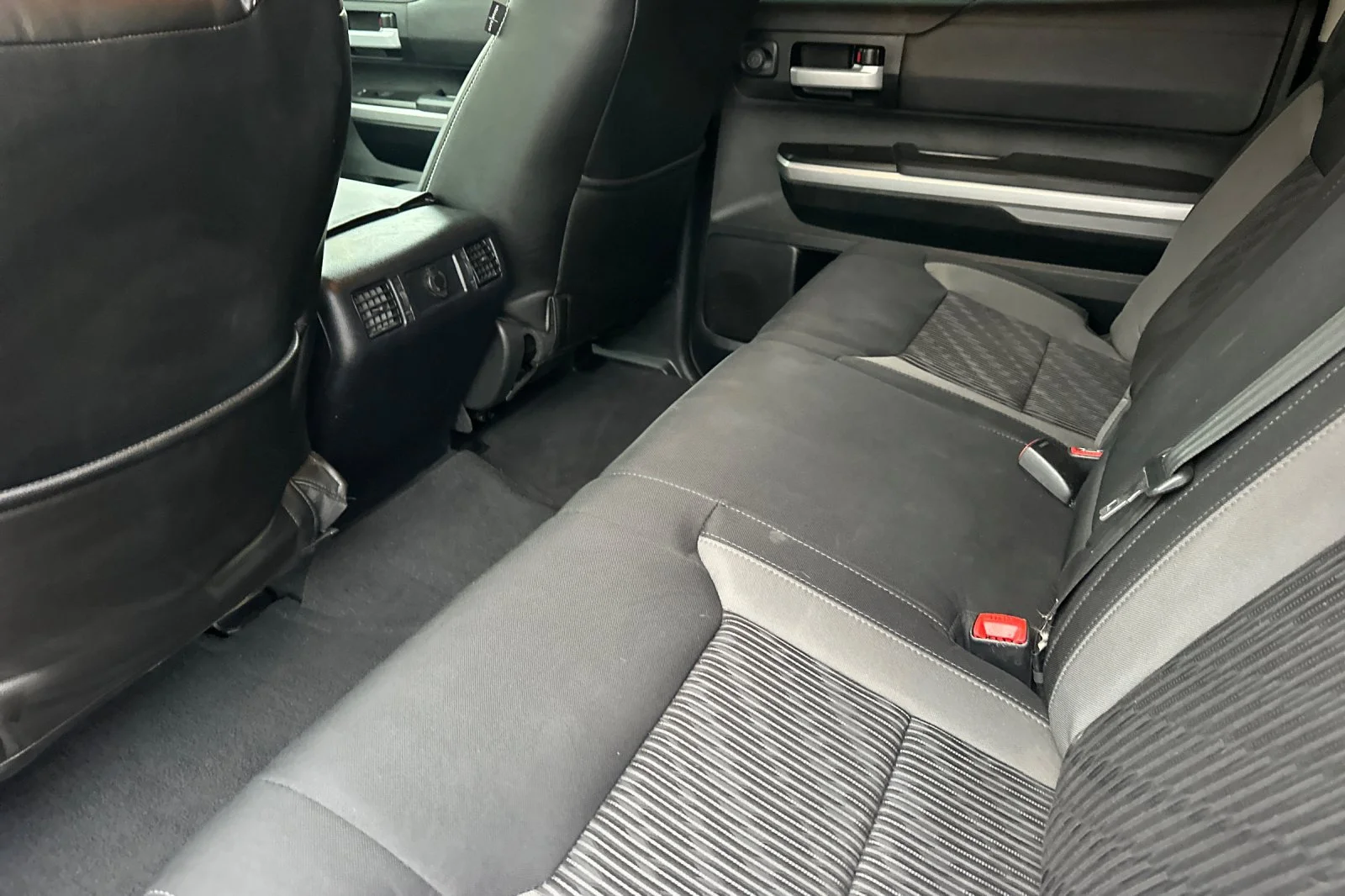 Used 2017 Black Toyota SR5 image 12